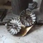 Setje van 2 Oude Kerstboomknijpers/Kaarshouders 4cm