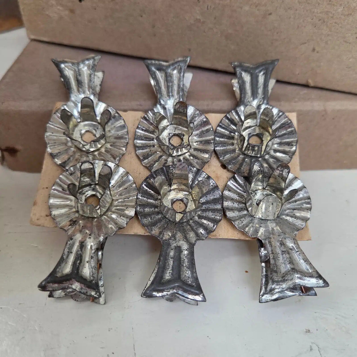Setje van 6 Oude Kerstboomknijpers/Kaarshouders 4,5cm